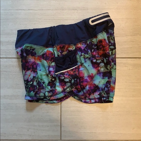 Athleta shorts - Picture 4 of 4